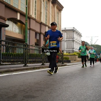 Runner Photo 8542278