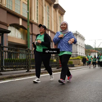 Runner Photo 8542282