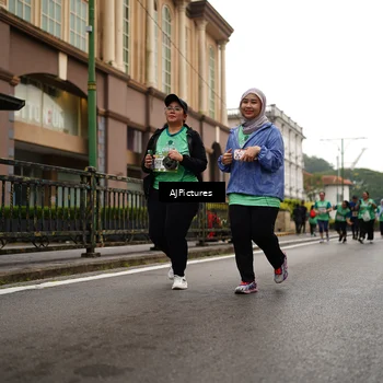 Runner Photo 8542288