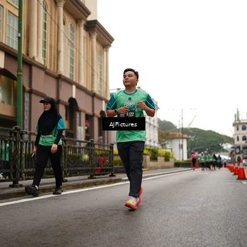 Runner Photo 8542306
