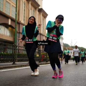 Runner Photo 8542333