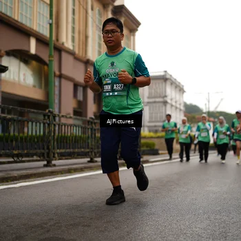 Runner Photo 8542343