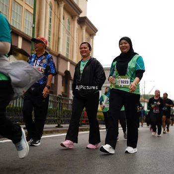 Runner Photo 8542349