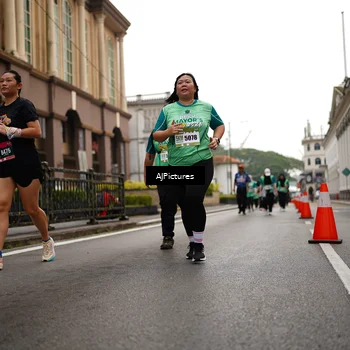 Runner Photo 8542350