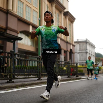 Runner Photo 8542352