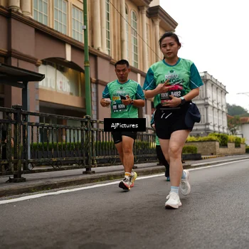 Runner Photo 8542361