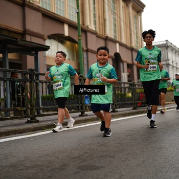 Runner Photo 8542362