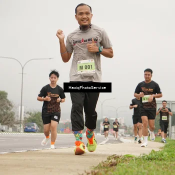 Runner Photo 8542383