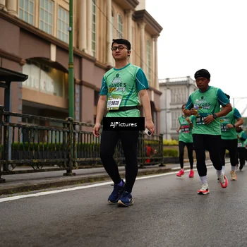 Runner Photo 8542415