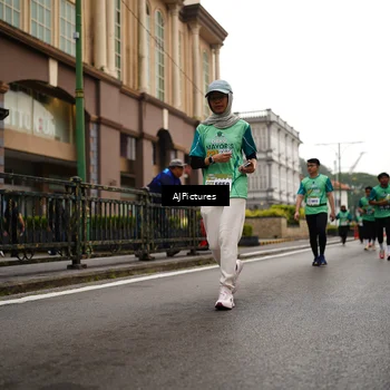 Runner Photo 8542421