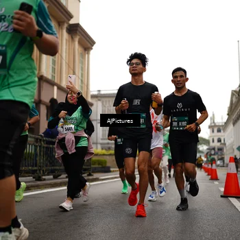 Runner Photo 8542423