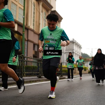 Runner Photo 8542437