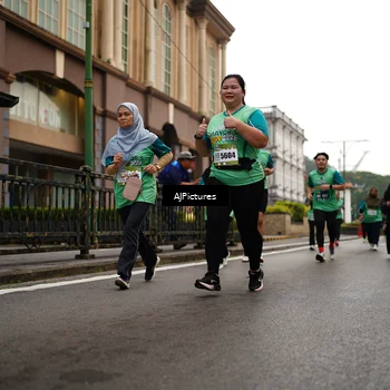Runner Photo 8542441