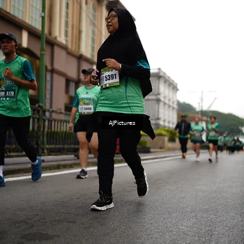 Runner Photo 8542452