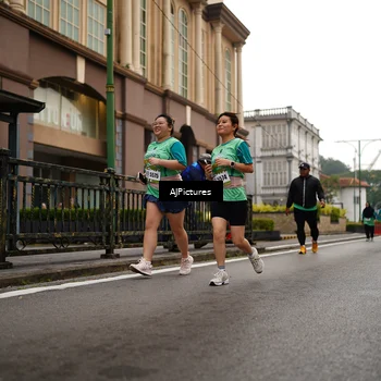 Runner Photo 8542453