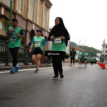 Runner Photo 8542454