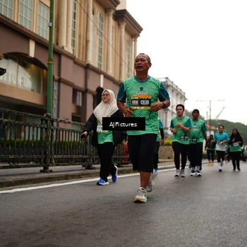 Runner Photo 8542463