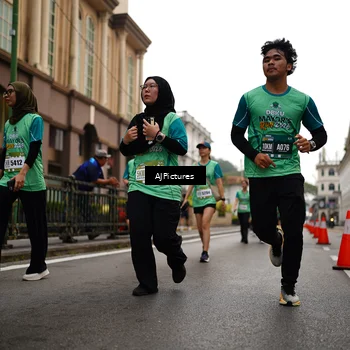 Runner Photo 8542481