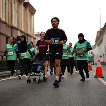 Runner Photo 8542491