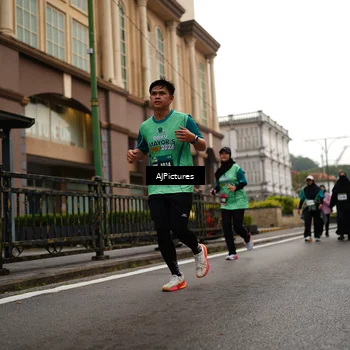 Runner Photo 8542508