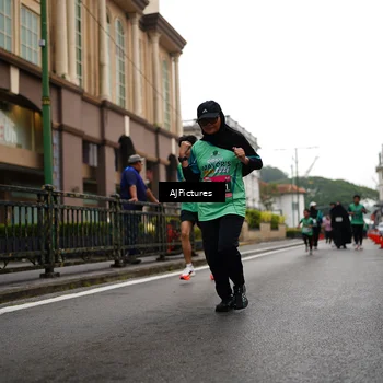 Runner Photo 8542514
