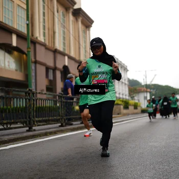 Runner Photo 8542515