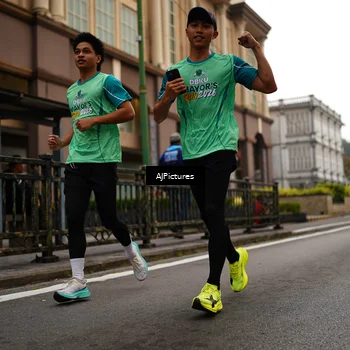 Runner Photo 8542538