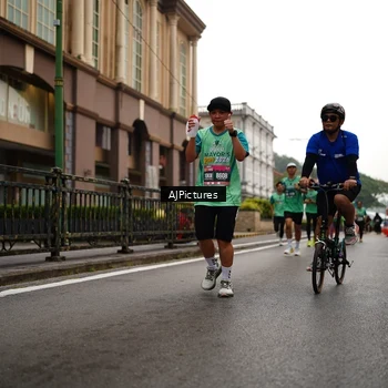 Runner Photo 8542543