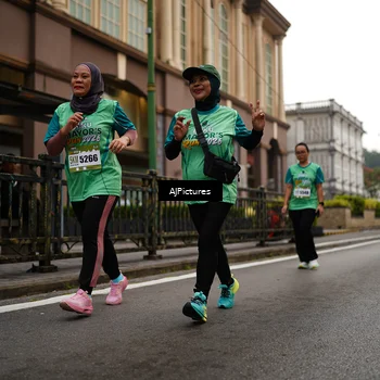 Runner Photo 8542553