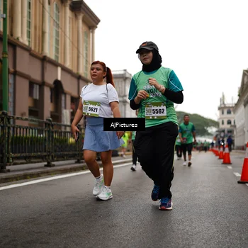 Runner Photo 8542563