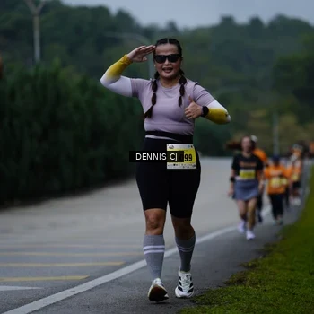 Runner Photo 8542572