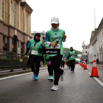 Runner Photo 8542575