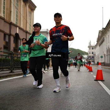 Runner Photo 8542592
