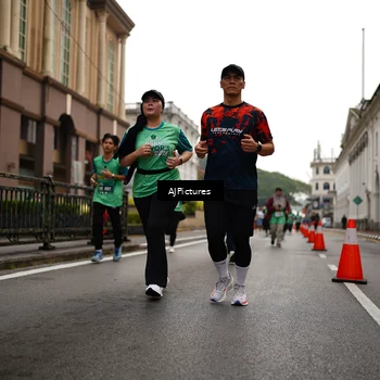 Runner Photo 8542594