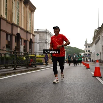 Runner Photo 8542623