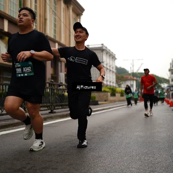Runner Photo 8542624