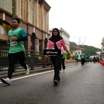 Runner Photo 8542630
