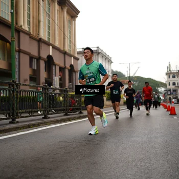 Runner Photo 8542631