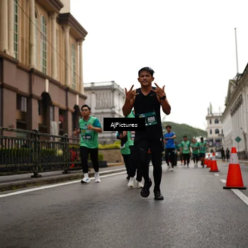 Runner Photo 8542655
