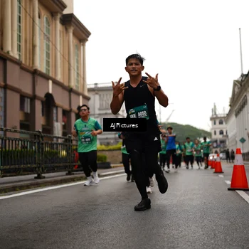 Runner Photo 8542657