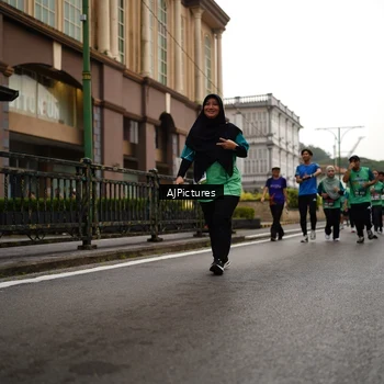 Runner Photo 8542662