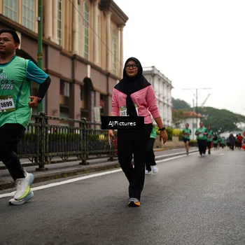 Runner Photo 8542664