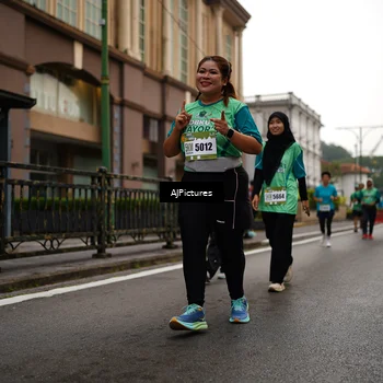 Runner Photo 8542687