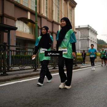 Runner Photo 8542699