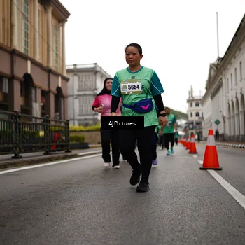 Runner Photo 8542713