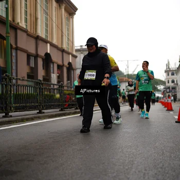 Runner Photo 8542715