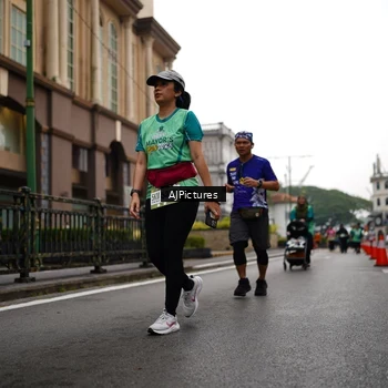 Runner Photo 8542729