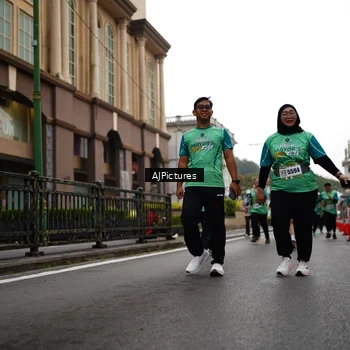 Runner Photo 8542749