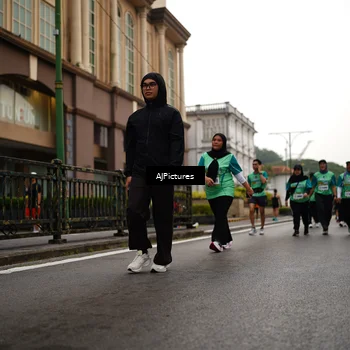 Runner Photo 8542752