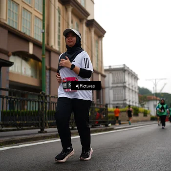 Runner Photo 8542758
